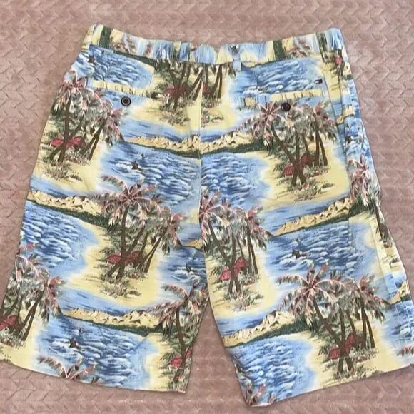 Tommy Hilfiger Men’s All Over Print Tropical Chino Shorts - Picture 5 of 6